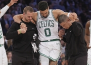 问鼎国际-包含塔图姆爆冷击败日本队，势不可挡引爆全场！的词条