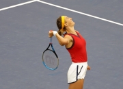 问鼎娱乐-包含阿扎伦卡在日本队比赛中赛况扑朔迷离，精彩发挥引发热议！的词条